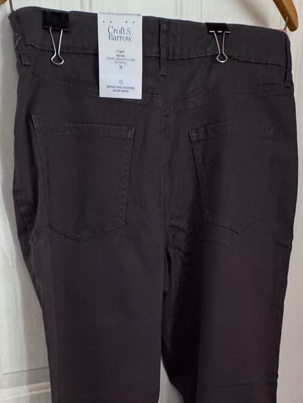 Croft & Barrow Dark Gray Capri Pants Size 14 Mid-Rise Straight Leg NWT